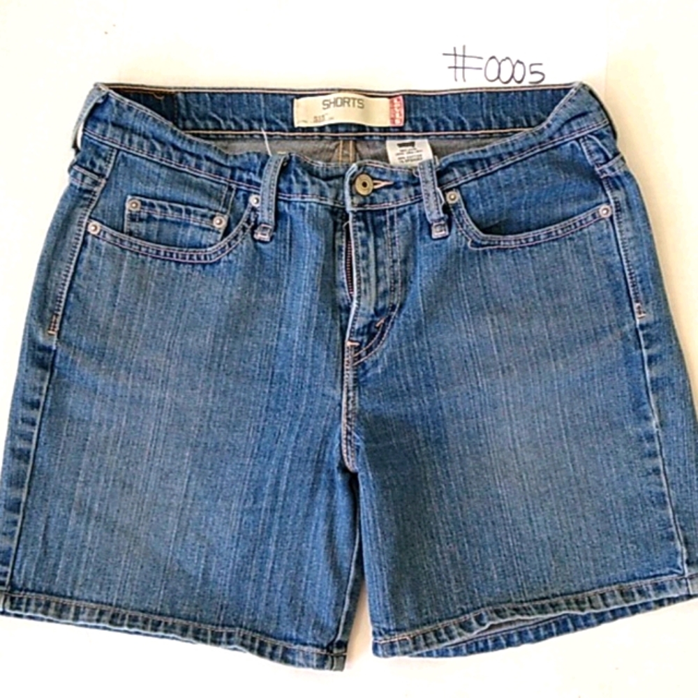 Levi's 515 woman's blue denim shorts size 10